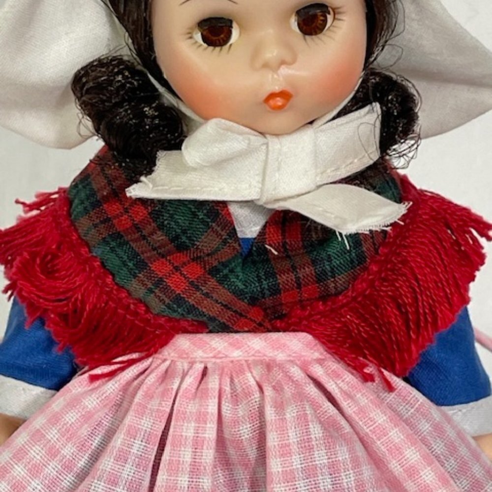 Madame Alexander restrung 8" Belgium doll with stand. - Picture 4 of 7